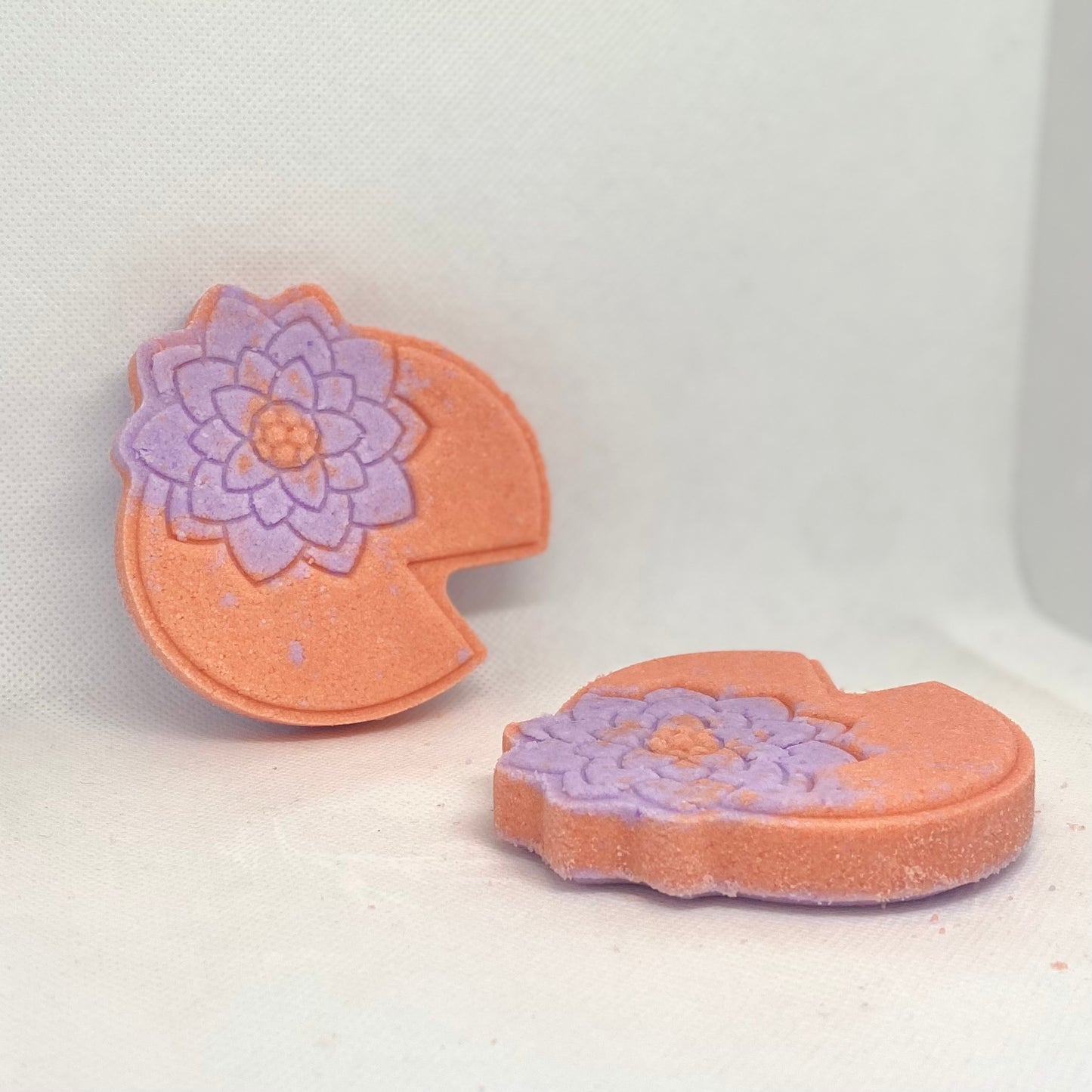 Fizzy Foamy Medium Bath Bomb