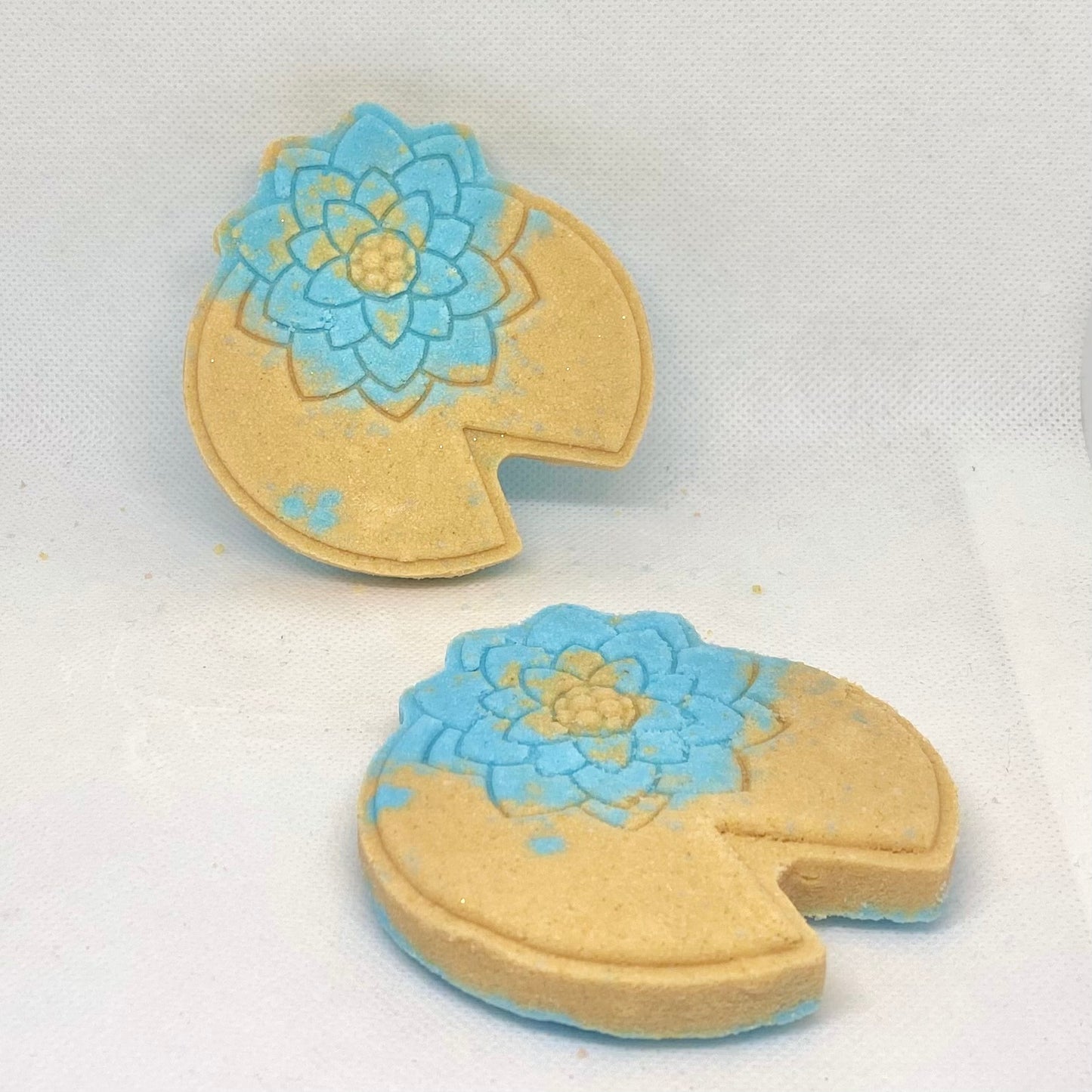 Fizzy Foamy Medium Bath Bomb